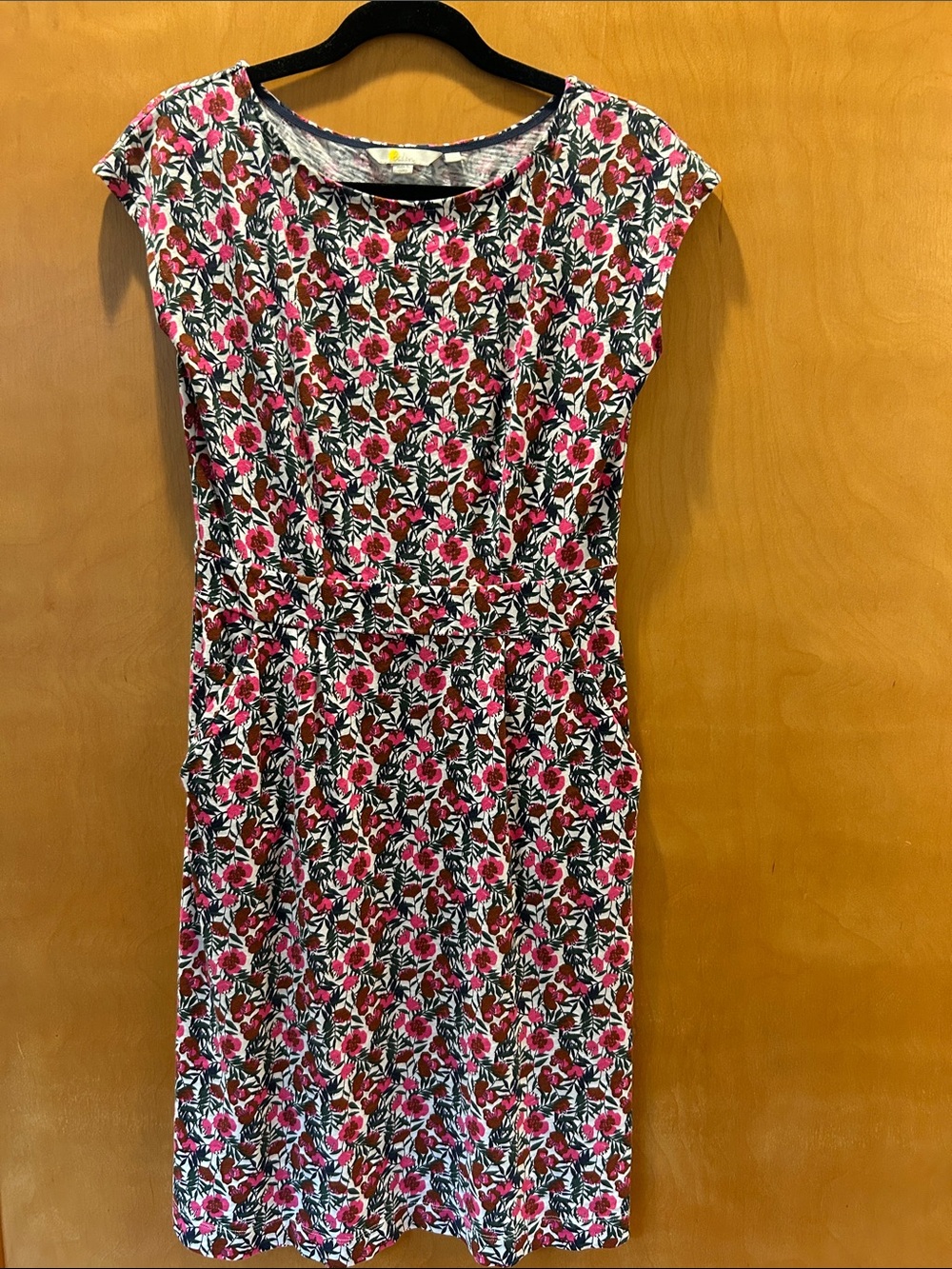 Boden Pink Floral Cap-Sleeve Midi Dress
